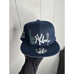 New York Yankees New Era Navy Statue of Liberty and Lantern Fitted Adjustable